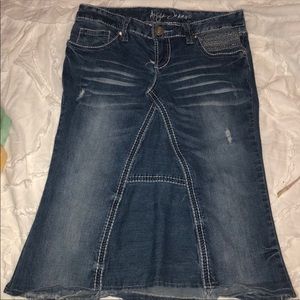 Ariya jean skirt